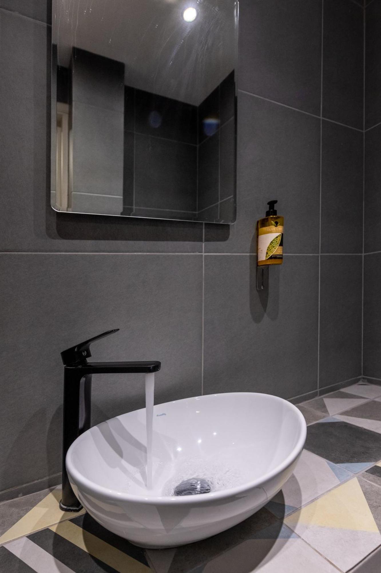 Athenian Boutique Apartments Экстерьер фото